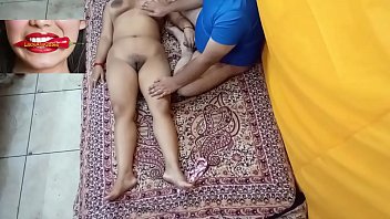 college boy satisfying houseowner aunty